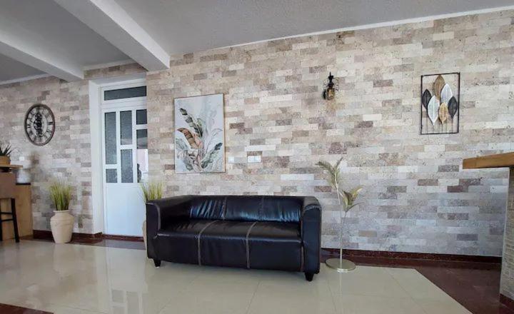 دونجي ستوج "House Muenster" Bed&Breakfast - Ulcinj المظهر الخارجي الصورة