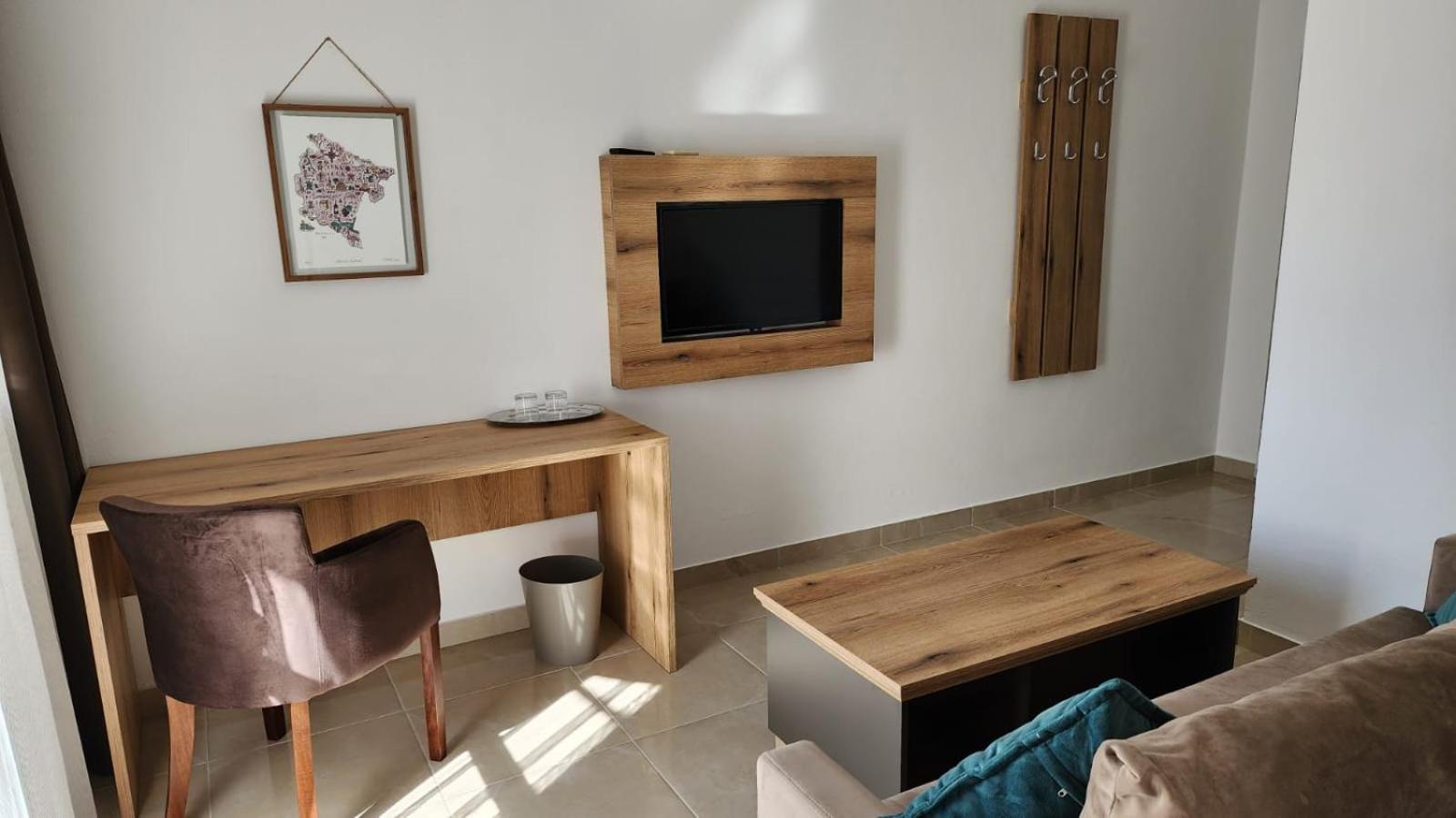 دونجي ستوج "House Muenster" Bed&Breakfast - Ulcinj الغرفة الصورة