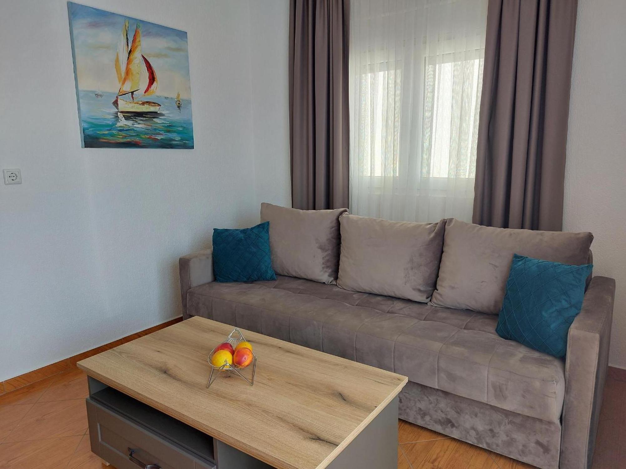 دونجي ستوج "House Muenster" Bed&Breakfast - Ulcinj الغرفة الصورة