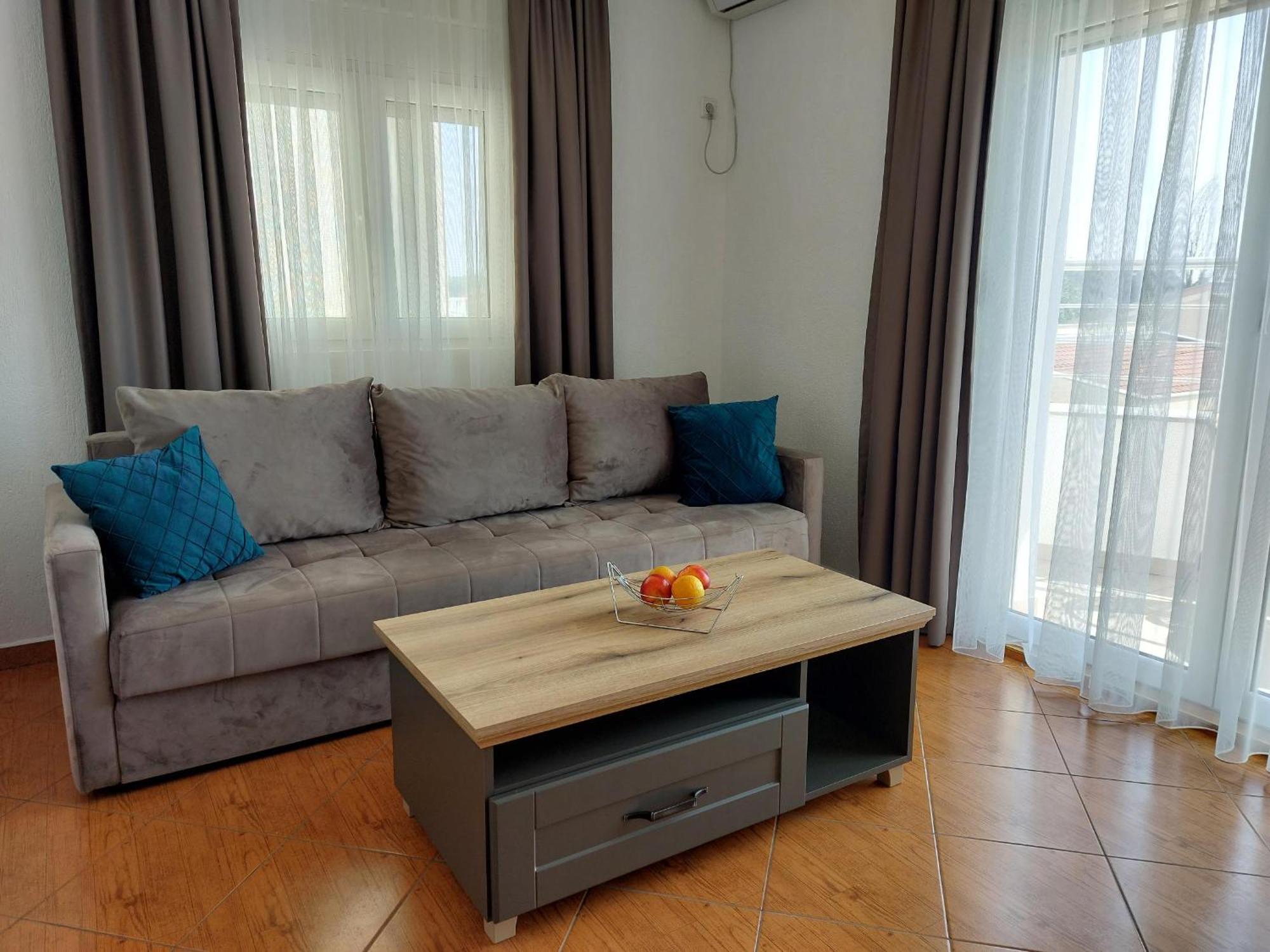 دونجي ستوج "House Muenster" Bed&Breakfast - Ulcinj الغرفة الصورة