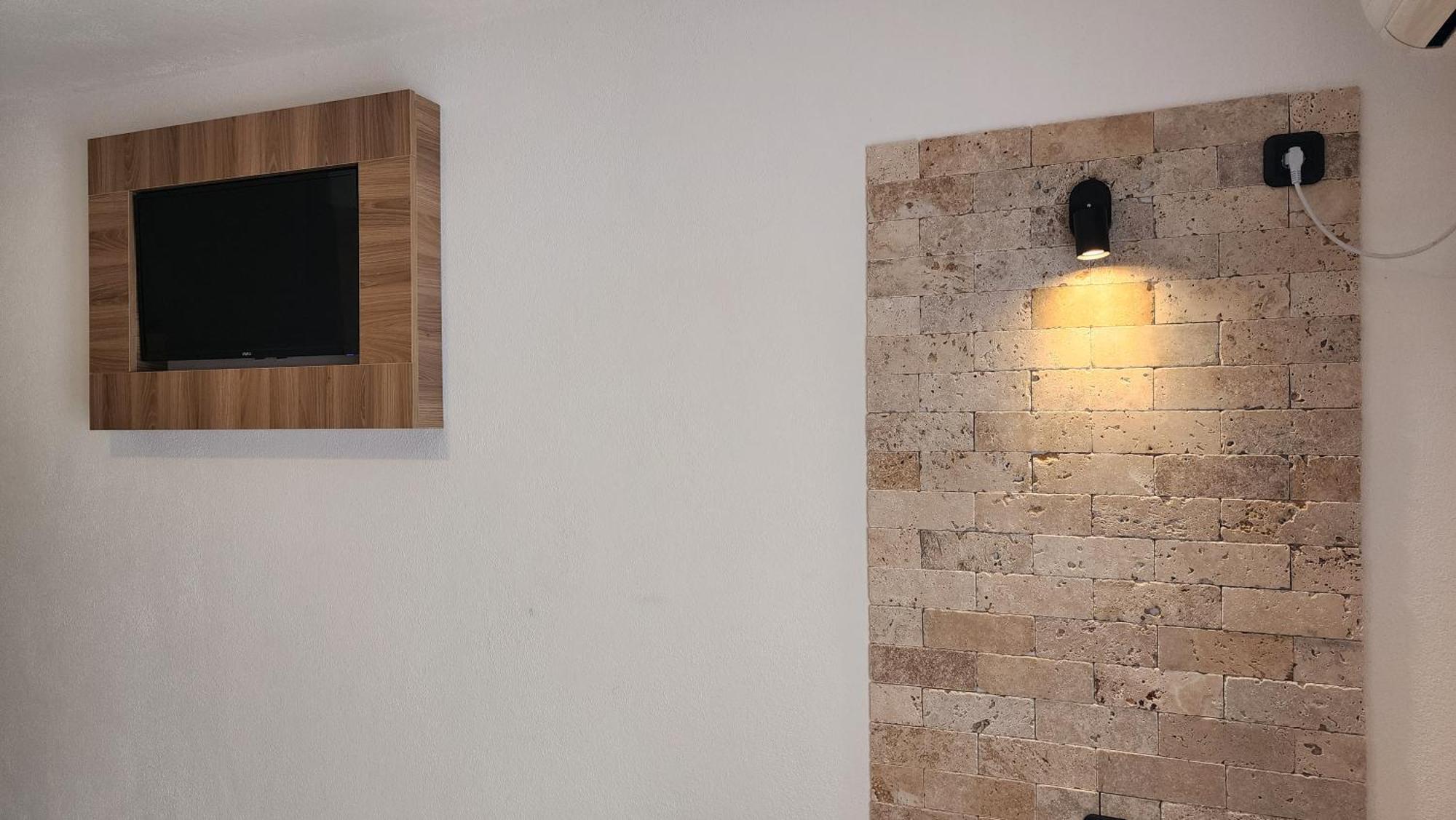 دونجي ستوج "House Muenster" Bed&Breakfast - Ulcinj الغرفة الصورة